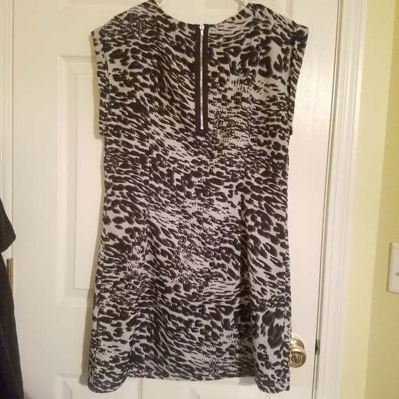 Apt. 9 Cheetah Print Black & White Dress Large - Picture 4 of 6